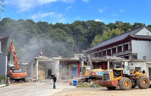 现代寺庙设计效果图案例，装修设计提升形象展示