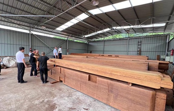 古建公司默契配合：设计师与施工队协同作战