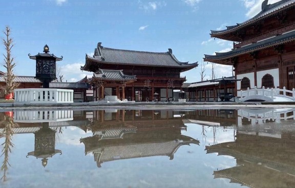 湘西吊脚楼悬挑结构的力学模型与苗族空间认知研究