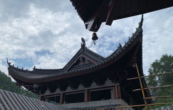 寺庙设计图与实景对比，检验方案确保成功