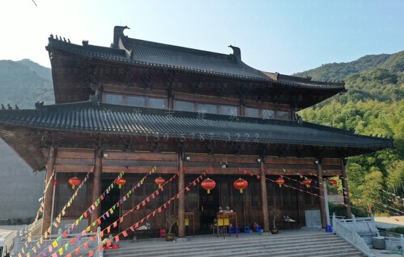 寺庙翻新，包含鸟瞰图及施工图深化，翻新寺院建筑外观