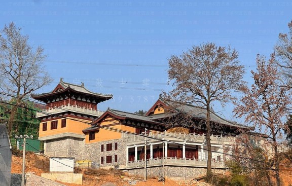 复古寺庙设计典范，营造庄重神圣宁静祥和的氛围