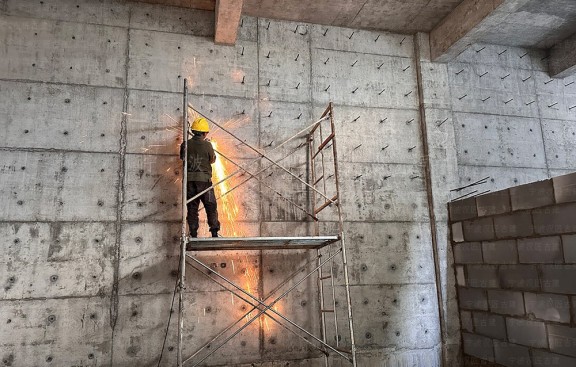 寺院翻新工程的夜景照明设计与禅意氛围营造