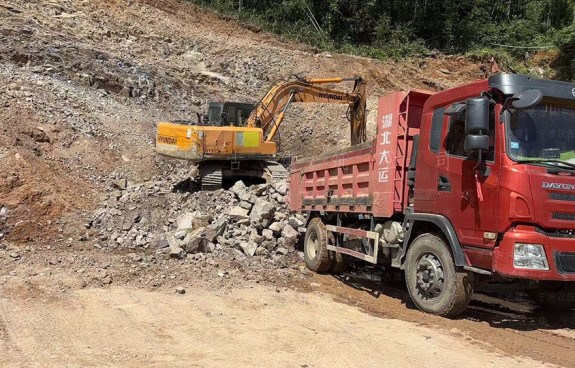 寺院迁建装修全套服务，提供鸟瞰图，迁建寺院建筑群落