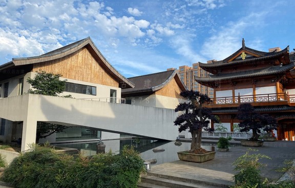 古建筑垂当沟设计，垂脊下端用于防水的瓦件说明