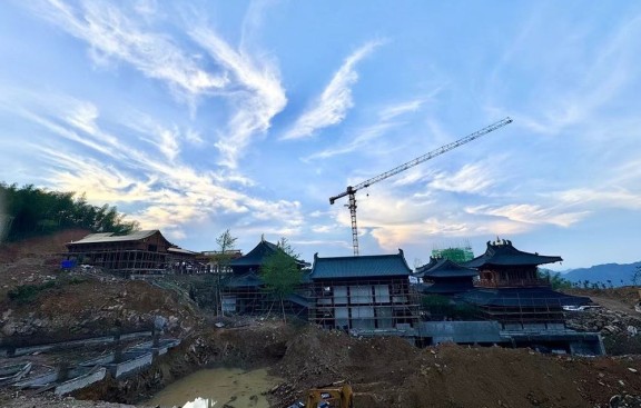 古建筑设计与施工一体化专家，承接全国古建筑群规划布局项目与施工图